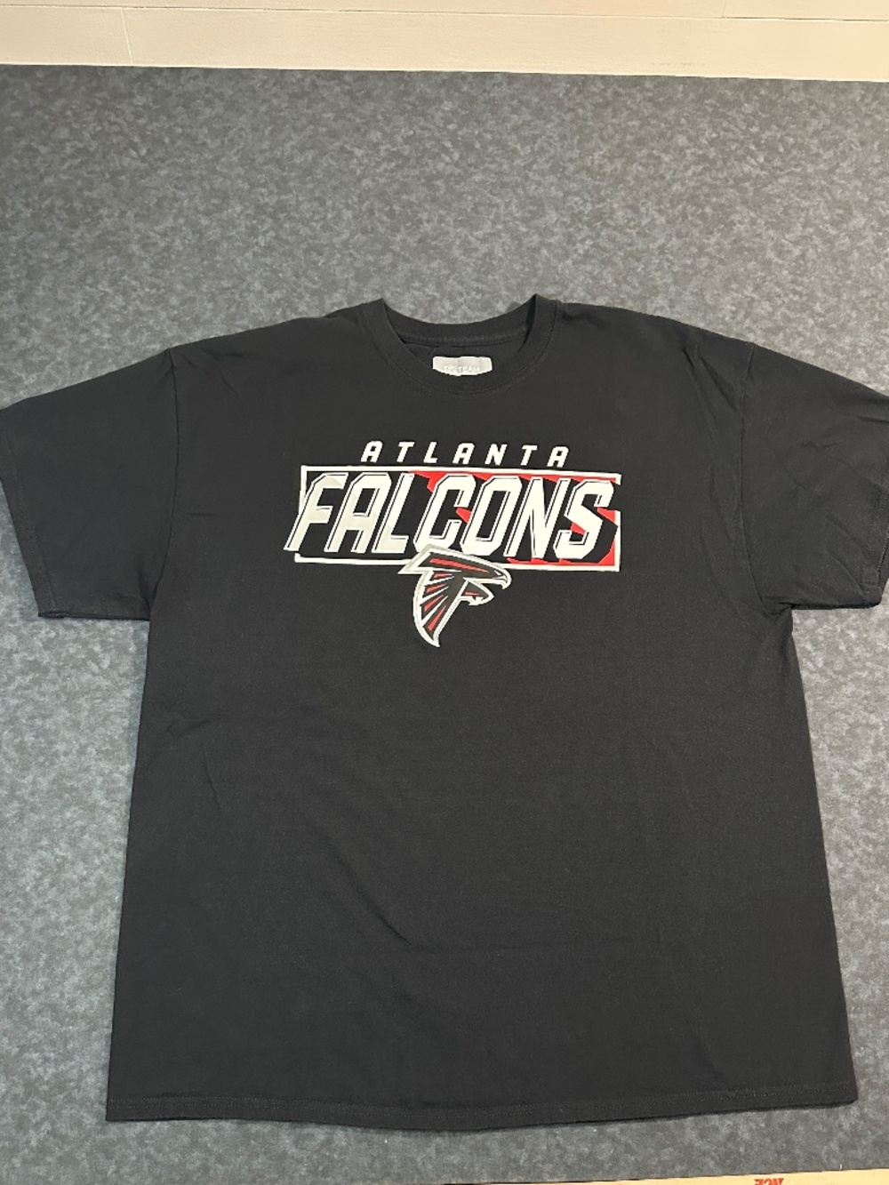 NFL Team Apparel Atlanta Falcons Black Graphic T Shirt Size XL